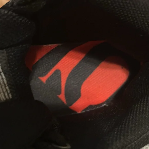 Five Ten Mountain Bike Shoes size 6 - Picture 9 of 9